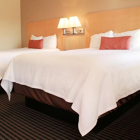 Travelodge By Wyndham Vallejo Bagian luar foto
